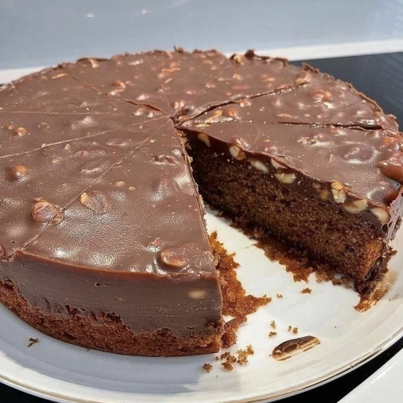 Bolo de Chocolate com Amendoim.